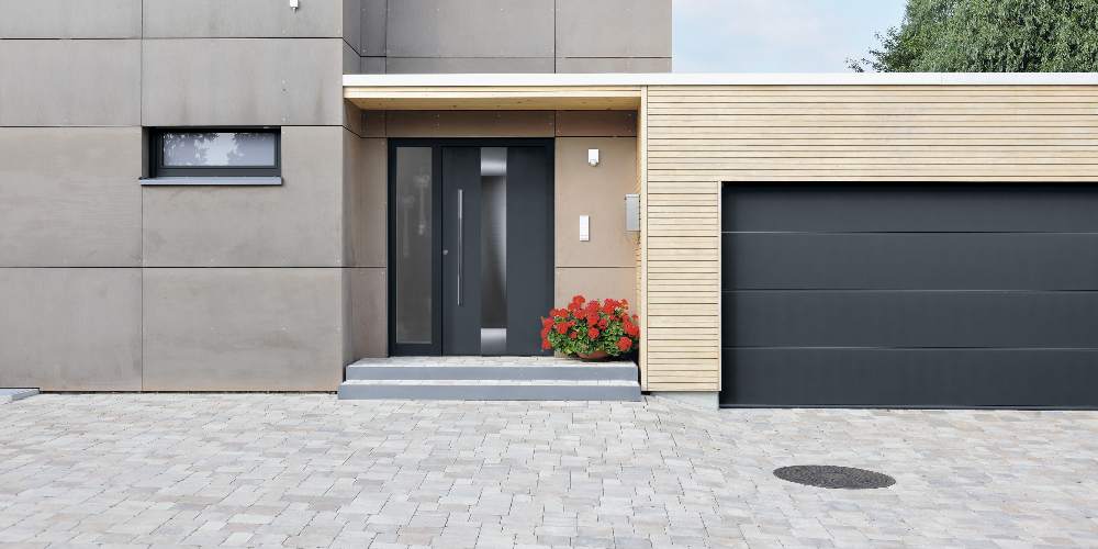 H�zbej�rati �s belt�ri ajt�k