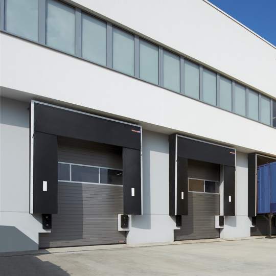 H�rmann �tk�z�pufferek – V�delem a rakod�helynek �s a j�rm�veknek