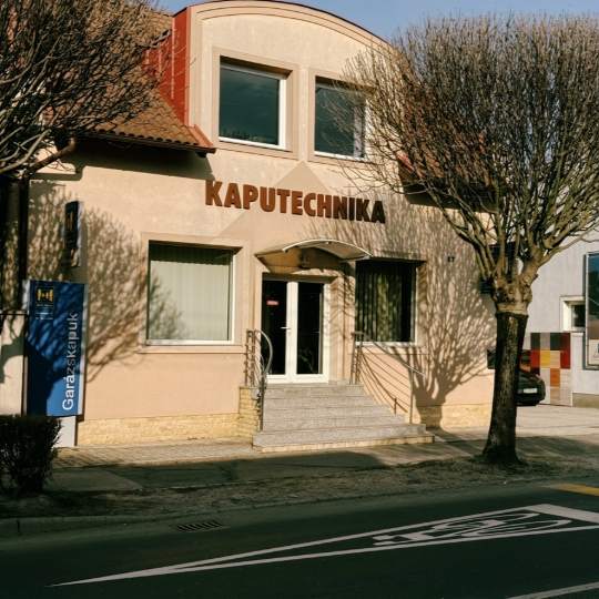 Kik vagyunk mi ? 